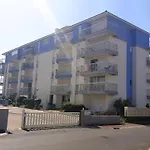 Bel Spacieux Front De